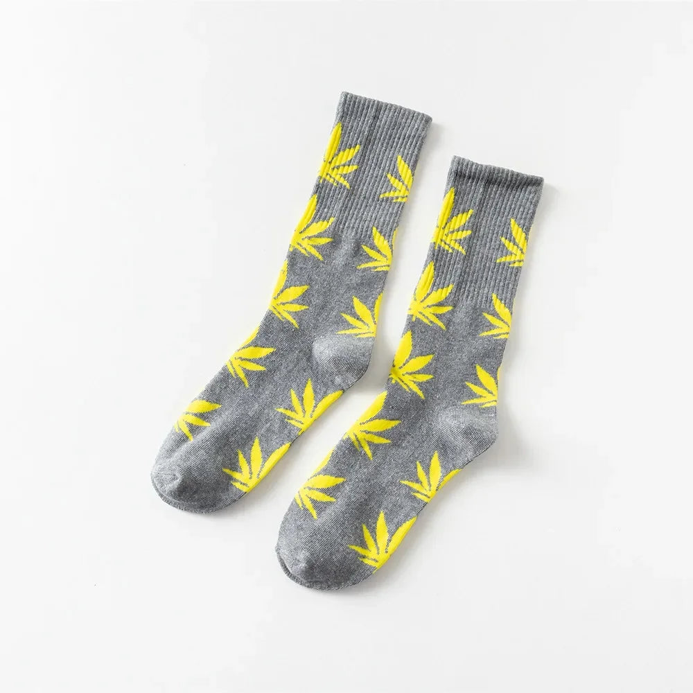 Man Fashion comfortable high quality cotton socks leaf maple leaves casual long paragraph hemp weed boat socks spring and autumn