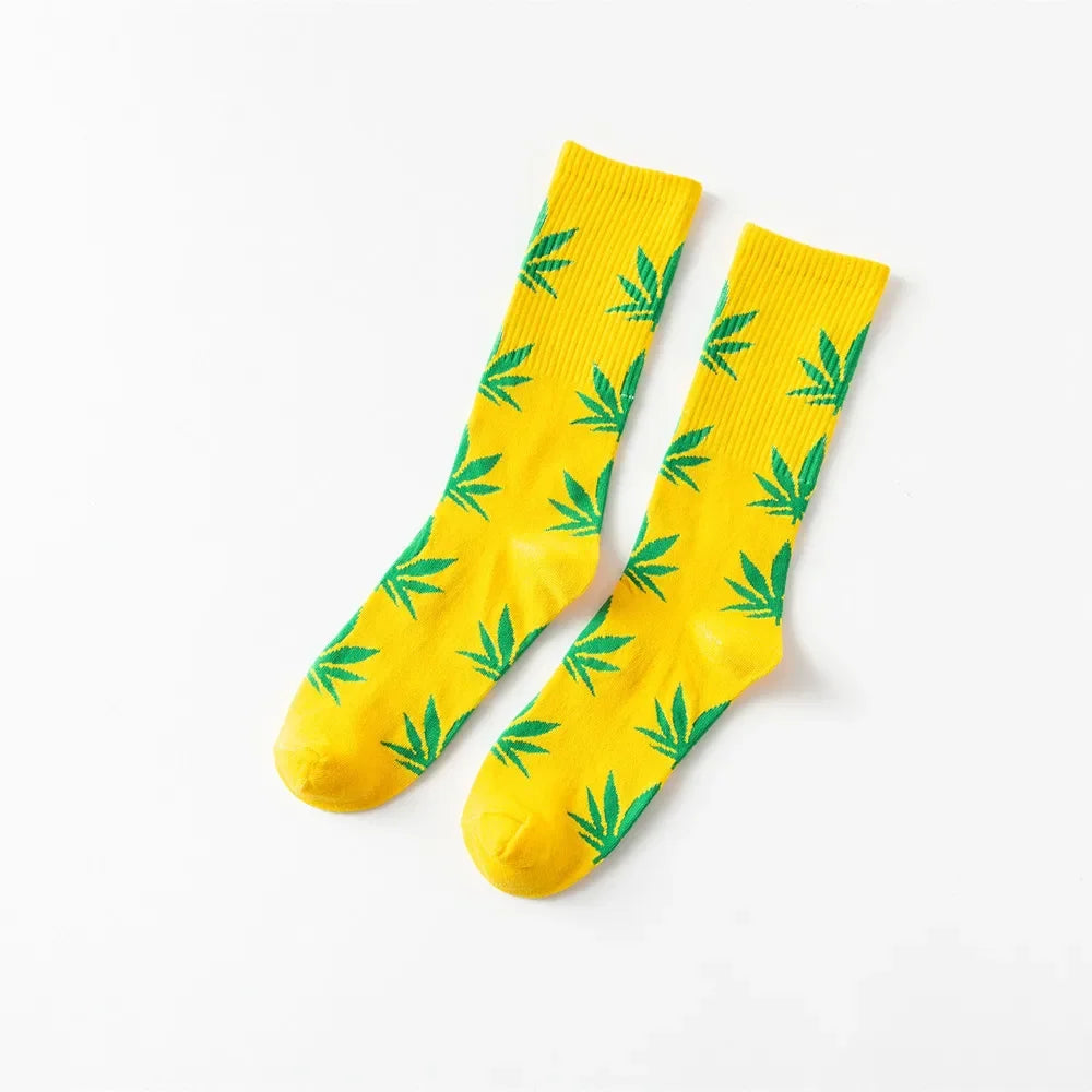 Man Fashion comfortable high quality cotton socks leaf maple leaves casual long paragraph hemp weed boat socks spring and autumn