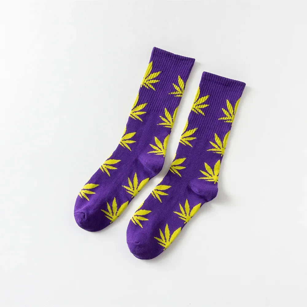 Man Fashion comfortable high quality cotton socks leaf maple leaves casual long paragraph hemp weed boat socks spring and autumn