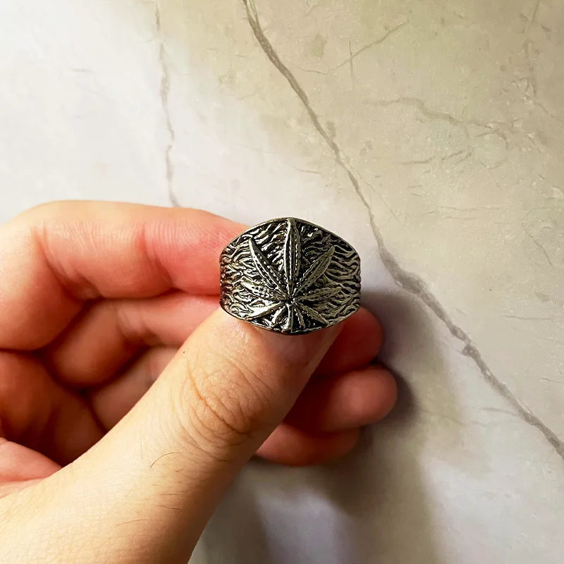 Retro Marijuana Ring For Men Silver Color Punk Gothic Maple Leaves Open Ring Handmade Designer Jewelry Unisex Accessories Gift