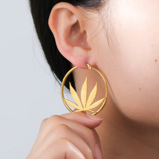 Cazador Marijuana Maple Leaf Hoop Earrings for Women Stainless Steel Drop Earrings Birthday Jewelry Gift 2025 Trending Wholesale
