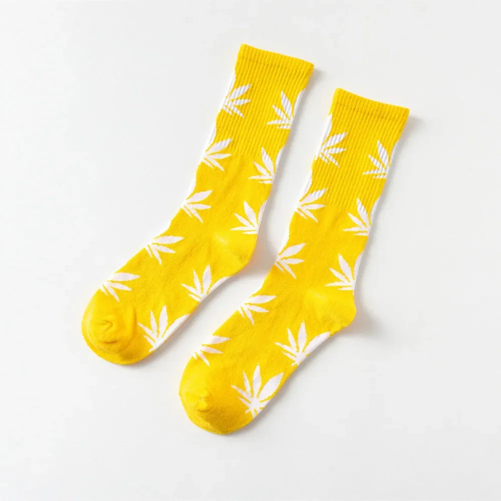 Man Fashion comfortable high quality cotton socks leaf maple leaves casual long paragraph hemp weed boat socks spring and autumn